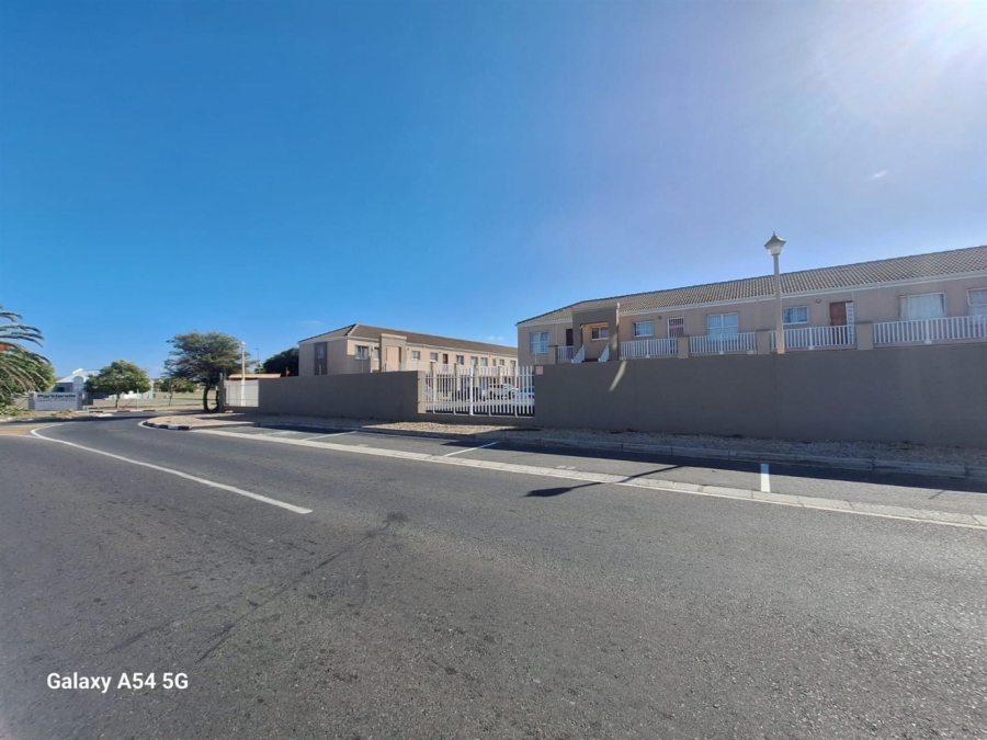 2 Bedroom Property for Sale in Parklands Western Cape